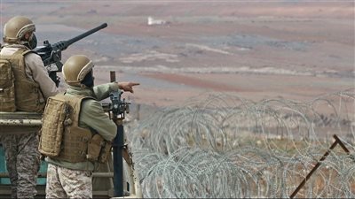 بعد توقيفهم.. الجيش يخلي سبيل 3 شبان