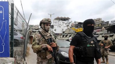 هل من طابور خامس يوتّر أمن المخيمات؟