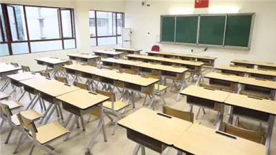 لجنة المتعاقدين بالتعليم الأساسي والثانوي حذّرت من تمديد الحصص دون مقابل: نرفض المسّ بحقوقنا