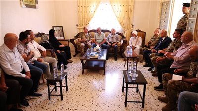 العماد هيكل قدم التعازي لعدد من عائلات شهداء الجيش: مستمرون من أجل اللبنانيين ولن تثنينا الصعوبات عن أداء واجبنا