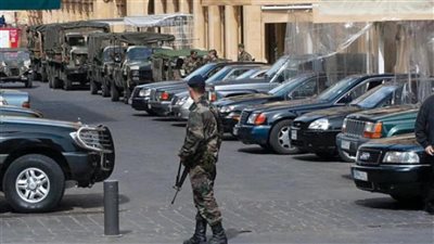 مواكب أمنيّة وعناصر حماية على حساب الدولة: العلاقات أقوى من القانون