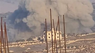 بدء الغارات الاسرائيلية على القرى المهددة في جنوب لبنان (صور وفيديو)