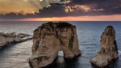 حادثة الروشة... وتداعيات سلبية على علاقات أركان الحكم