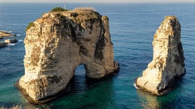 ما جديد التحقيقات بملف مخالفة قرار إضاءة صخرة الروشة؟