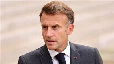 ماكرون: لدينا فرصة لإحراز تقدم حاسم نحو السلام وعلى حماس الالتزام بتنفيذ التزاماتها