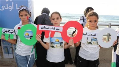 غزة تتنفس الحياة ومخيمات لبنان تكبّر