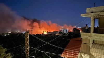 بالفيديو والصور: ليلا... سلسلة غارات إسرائيلية عنيفة استهدفت المنطقة الواقعة بين بلدتي مصيلح والنجارية