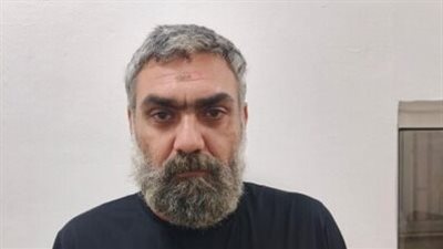 قوى الأمن عممت صورة موقوف بجرم استيلاء على متجر في بئر حسن والاشتباه بفرض 