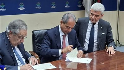 اتفاق بين وزارتي الطاقة والصناعة وجمعية الصناعيين لتخزين المشتقات النفطية بمنشآت طرابلس والزهراني بلا رسوم